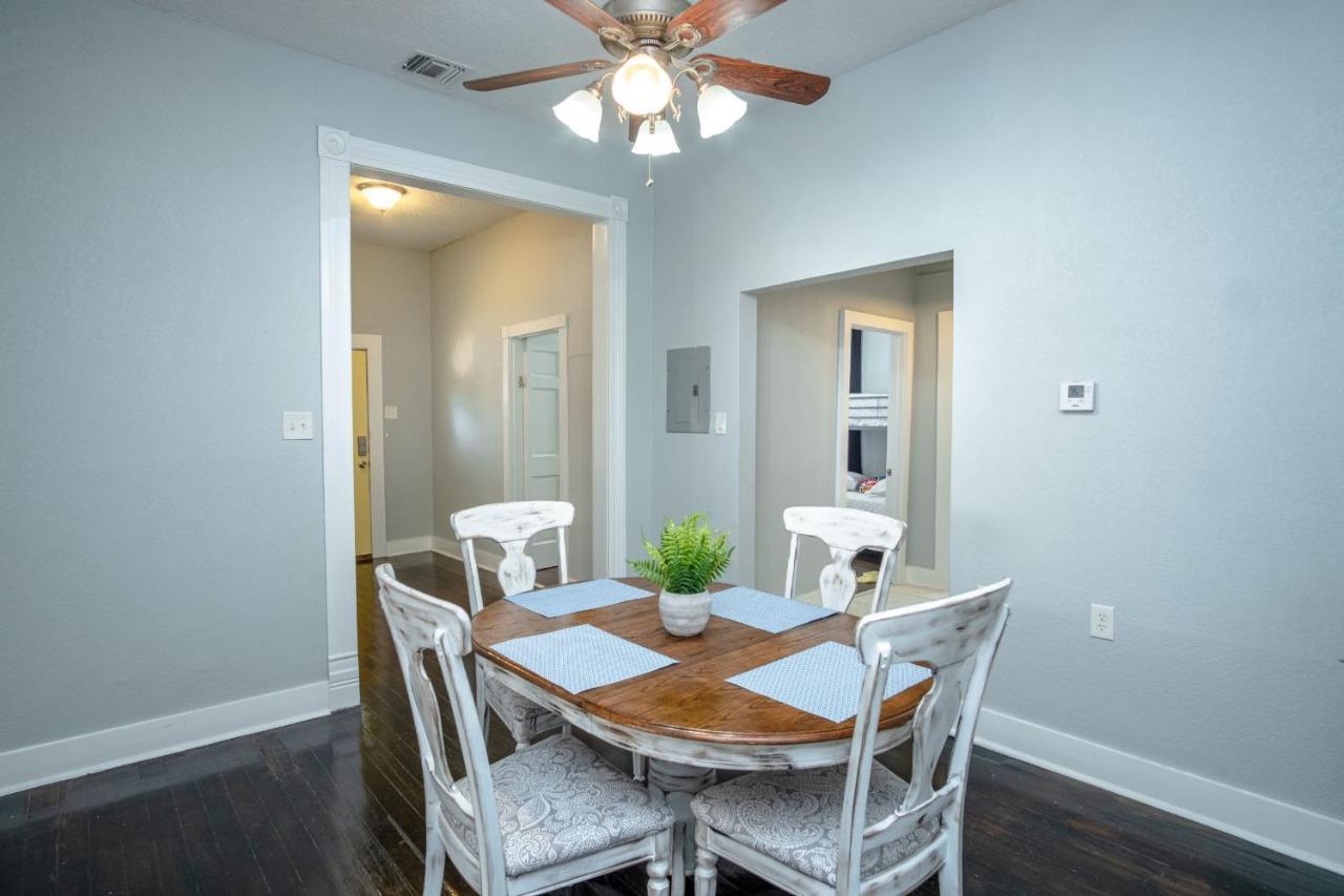 Remodeled Historic 2Br 1Ba House Near Downtown Appartement San Antonio Buitenkant foto